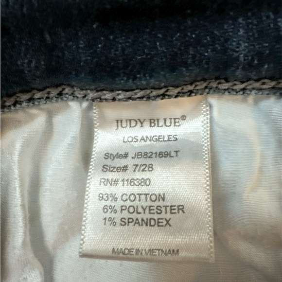 JUDY BLUE BOYFRIEND FIT DISTRESSED RIPPED STRAIGHT LEG BLUE DENIM SIZE 28 - Picture 4 of 6